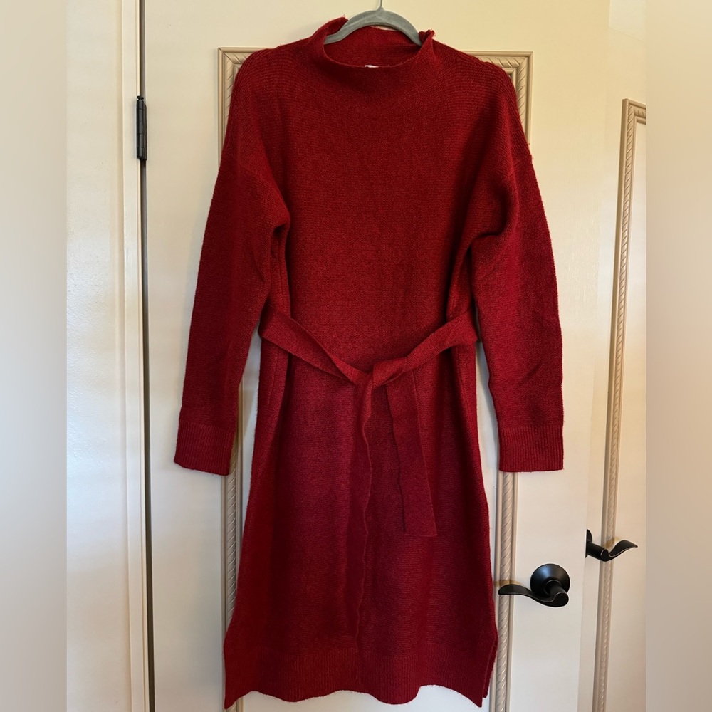 A New Day ladies size large red midi sweater dress with optional tie waist